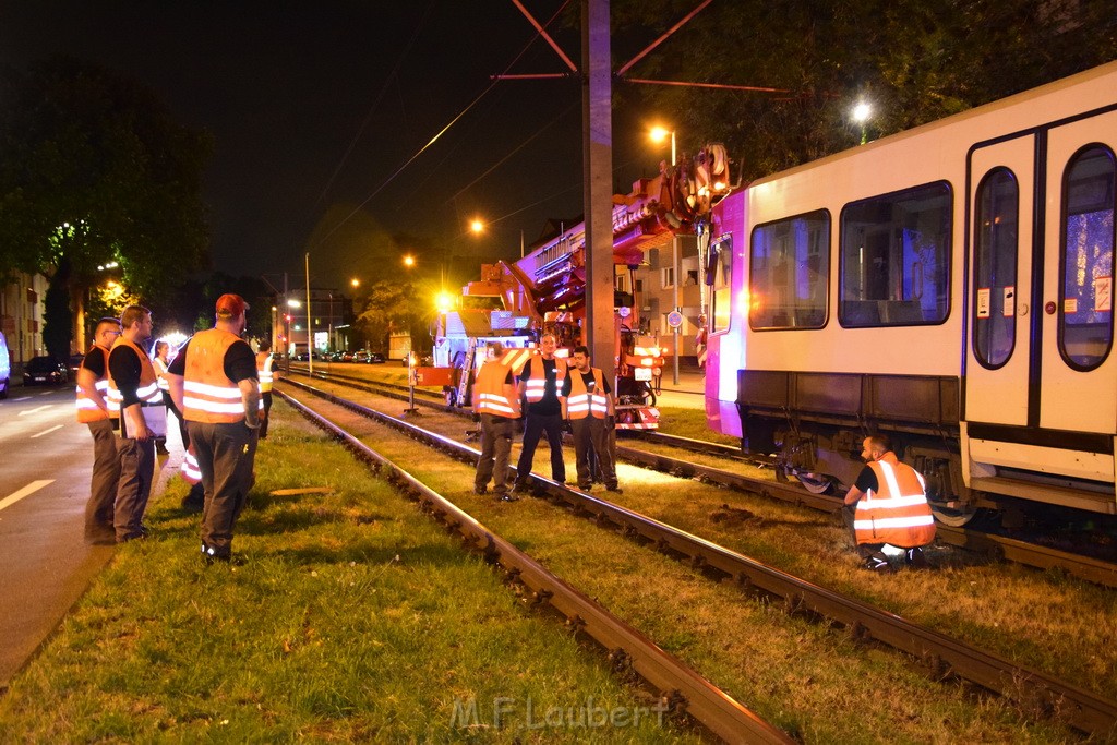 VU PKW Strab Koeln Niehl Amsterdamerstr Friedrich Karlstr P304.JPG - Miklos Laubert